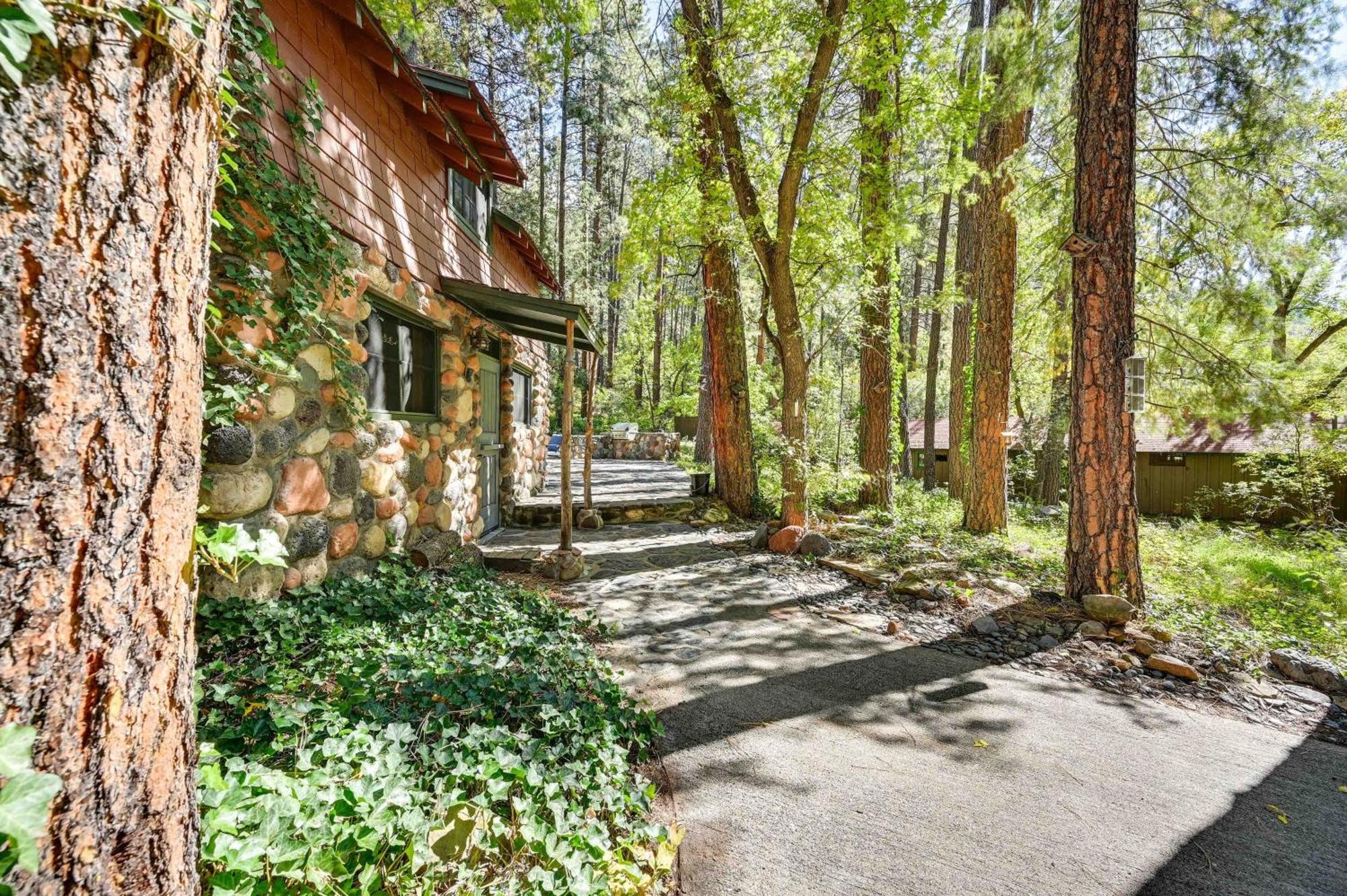 Peaceful Sedona Retreat With Patio And Mtn Views! Apartman Kültér fotó