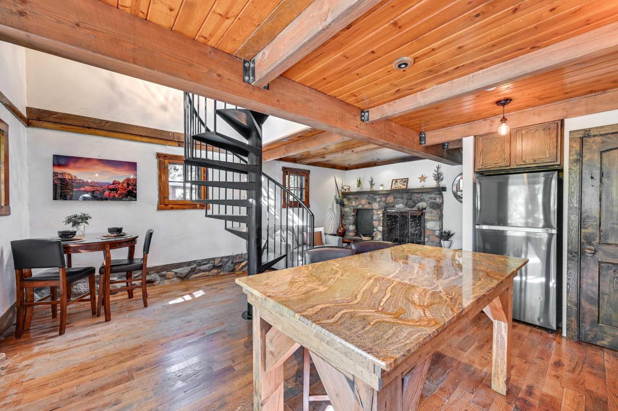 Peaceful Sedona Retreat With Patio And Mtn Views! Apartman Kültér fotó