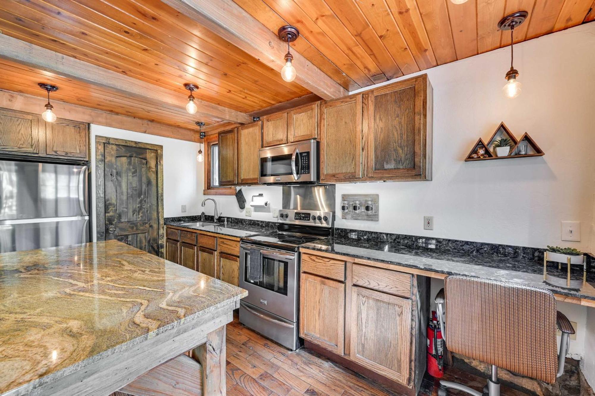 Peaceful Sedona Retreat With Patio And Mtn Views! Apartman Kültér fotó