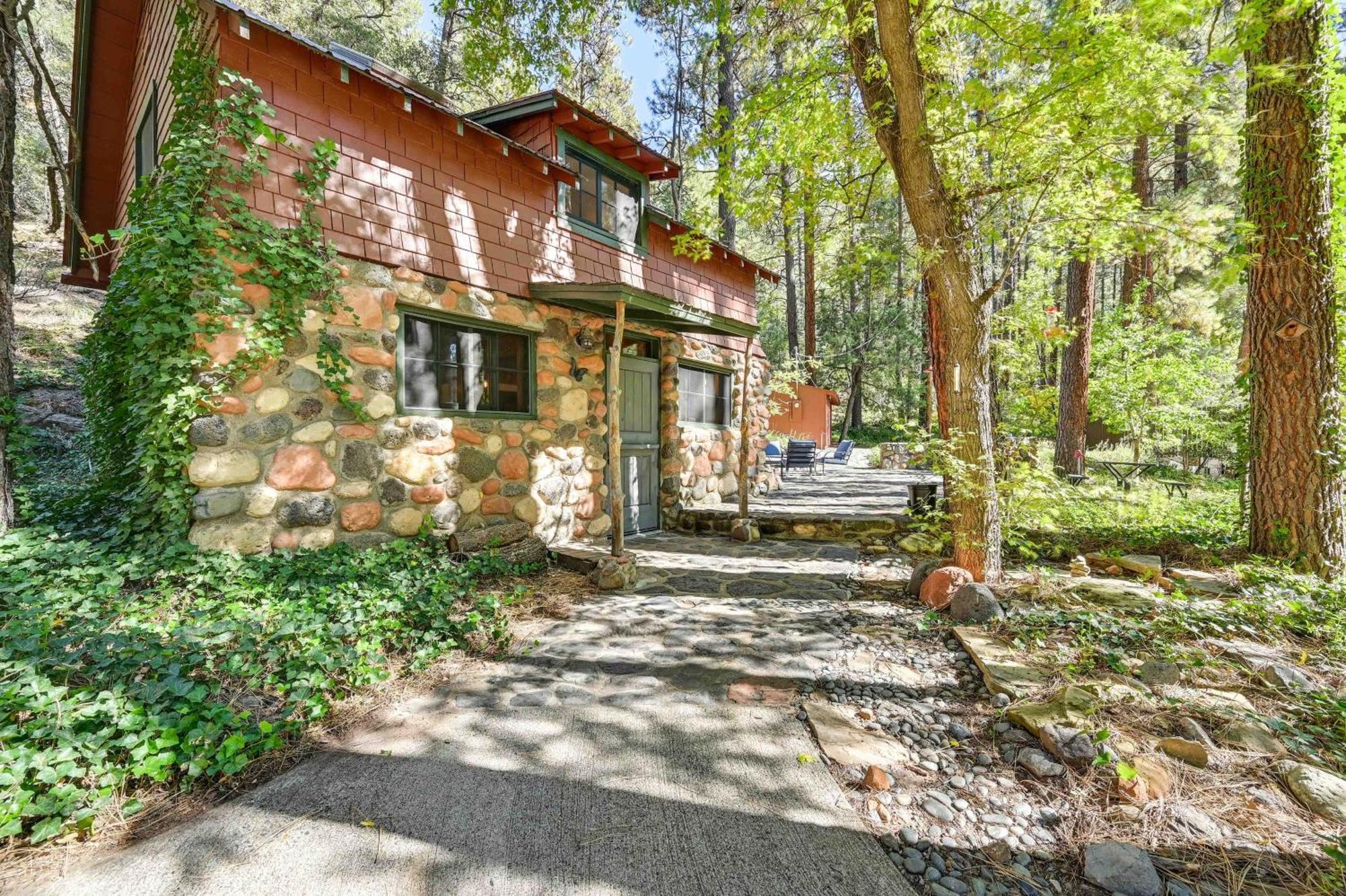 Peaceful Sedona Retreat With Patio And Mtn Views! Apartman Kültér fotó